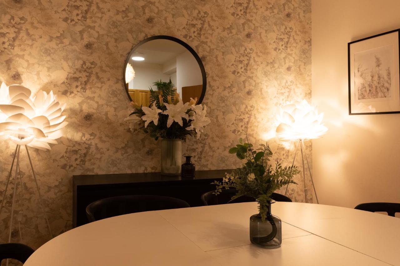 Luxury Apartment In Prime Location Prague Exterior photo